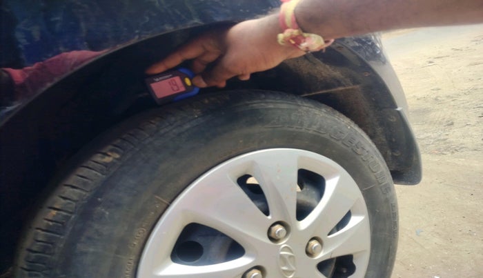 2013 Hyundai i10 SPORTZ 1.2 AT, Petrol, Automatic, 37,824 km, tyre