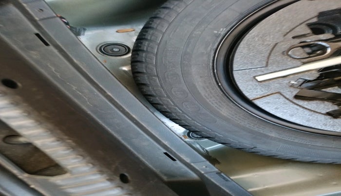 2018 Skoda Octavia L&K 1.8 TSI AT, Petrol, Automatic, 87,316 km, tyre