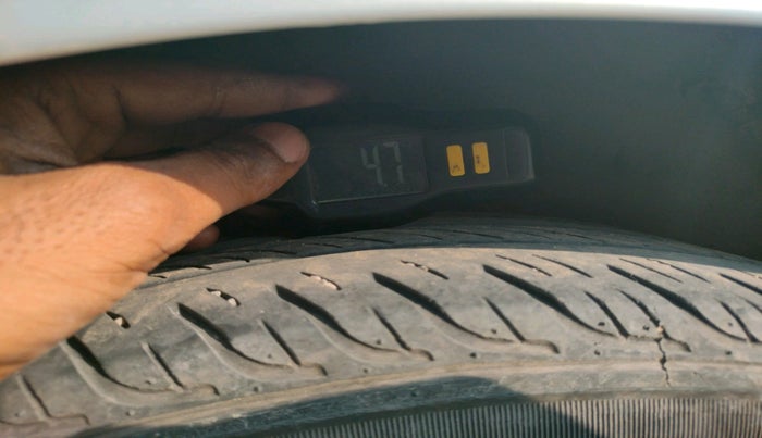 2018 Hyundai Verna 1.6 VTVT SX, Petrol, Manual, 93,082 km, tyre