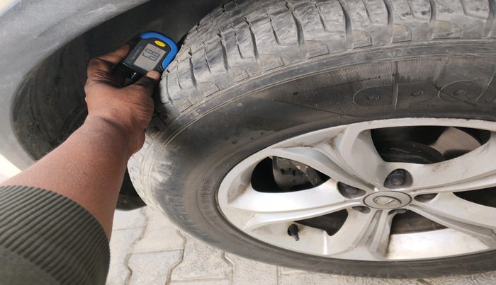 2019 Tata Harrier XZ 2.0L, Diesel, Manual, 59,646 km, tyre