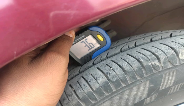 2012 Maruti Alto LXI, Petrol, Manual, 1,05,586 km, tyre