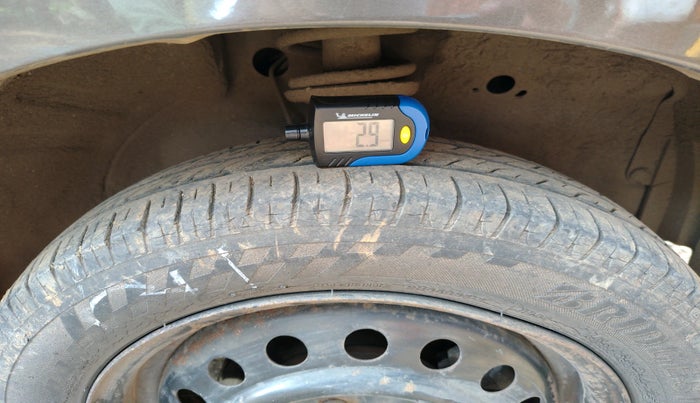 2011 Maruti Wagon R 1.0 VXI, Petrol, Manual, 82,283 km, tyre