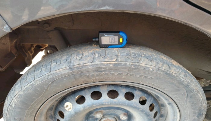 2011 Maruti Wagon R 1.0 VXI, Petrol, Manual, 82,283 km, tyre