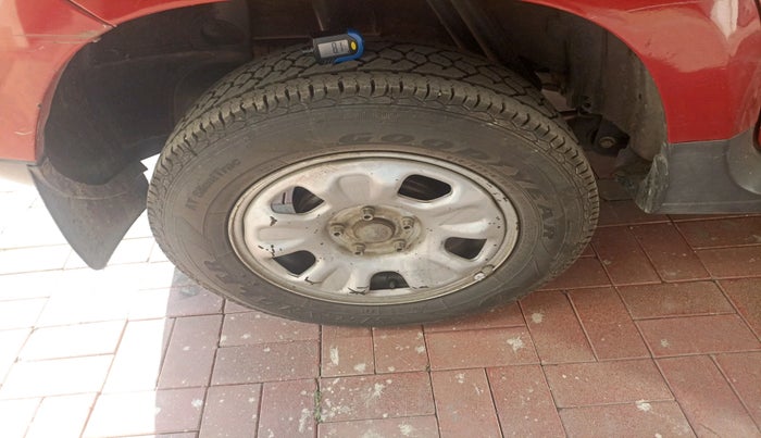 2014 Renault Duster 85 PS RXL DIESEL, Diesel, Manual, 1,14,350 km, tyre