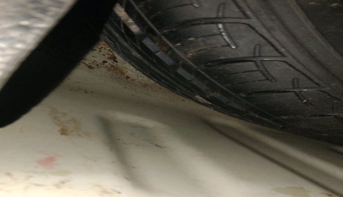 2017 Maruti Ciaz ALPHA DIESEL 1.3, Diesel, Manual, 1,16,591 km, tyre