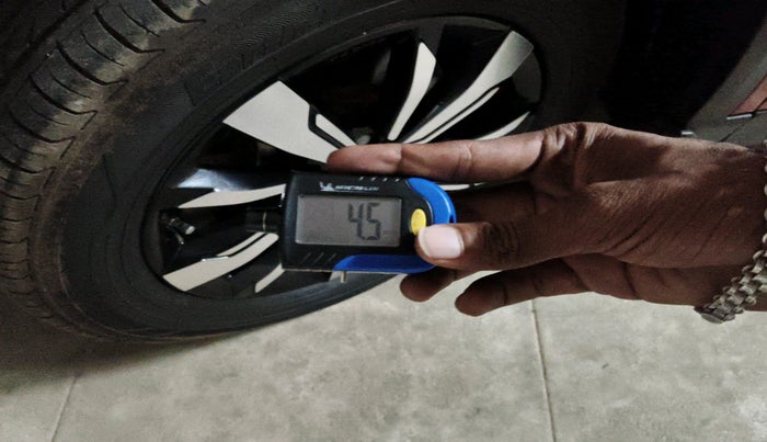 2020 MG HECTOR PLUS SHARP 2.0 DIESEL TURBO MT 6-STR, Diesel, Manual, 91,367 km, tyre