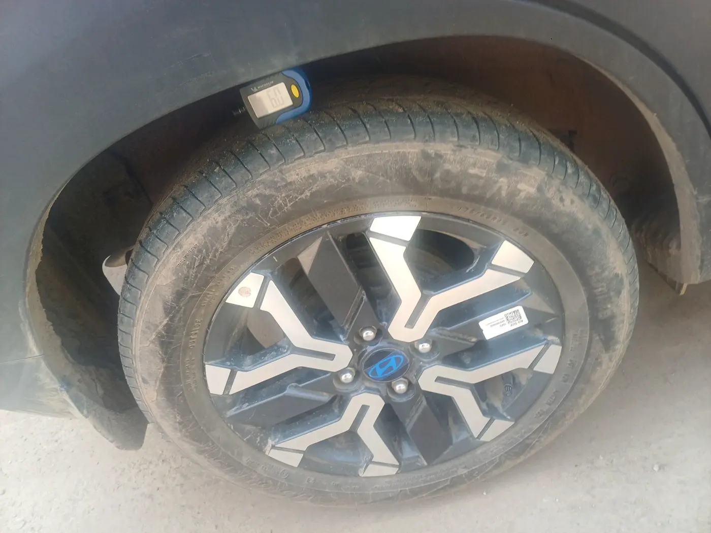 2024 Hyundai EXTER SX(O), Petrol, Manual, 11,000 km, tyre