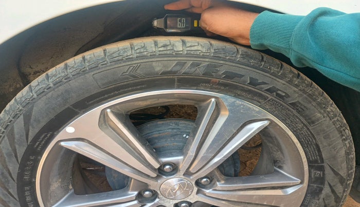 2019 Hyundai Verna 1.6 CRDI SX (O) AT, Diesel, Automatic, 83,879 km, tyre