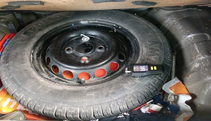 2015 Maruti Alto 800 LXI, Petrol, Manual, 1 km, tyre