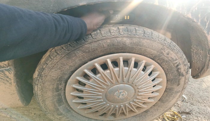 2015 Maruti Alto 800 LXI, Petrol, Manual, 1 km, tyre