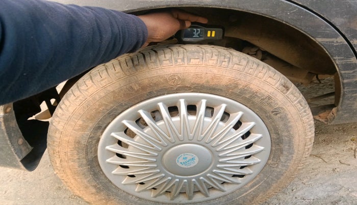 2015 Maruti Alto 800 LXI, Petrol, Manual, 1 km, tyre