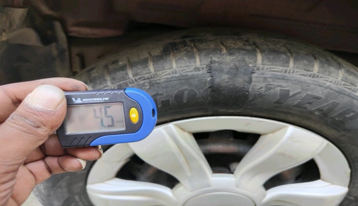 2012 Mahindra Quanto C6, Diesel, Manual, 58,660 km, tyre