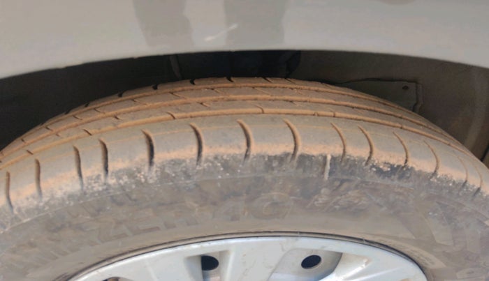 2021 Maruti New Wagon-R LXI CNG 1.0, Petrol, Manual, 80,297 km, tyre