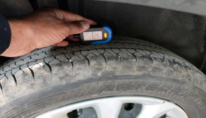 2023 Maruti Grand Vitara SIGMA SMART HYBRID, Petrol, Manual, 22,410 km, tyre