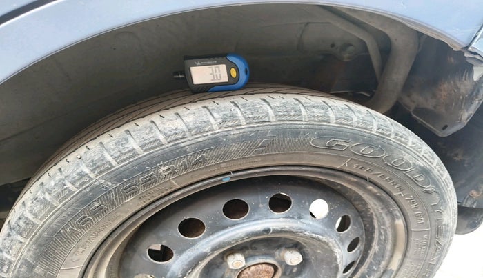 2011 Maruti Wagon R 1.0 VXI, Petrol, Manual, 19,512 km, tyre