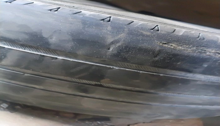 2011 Honda City 1.5L I-VTEC S MT, Petrol, Manual, 2,08,036 km, tyre