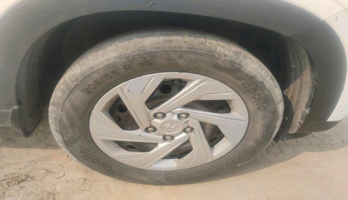 2022 Hyundai Creta EX 1.5 PETROL, Petrol, Manual, 40,706 km, tyre