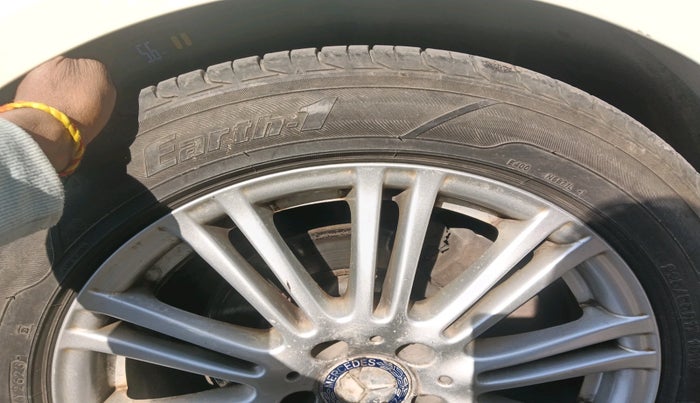 2011 Mercedes Benz E Class E200 CGI ELEGANCE, Petrol, Automatic, 43,373 km, tyre