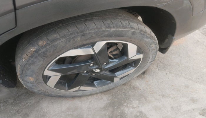 2021 Hyundai ALCAZAR PLATINUM(O) 6STR 1.5 AT, Diesel, Automatic, 56,940 km, tyre