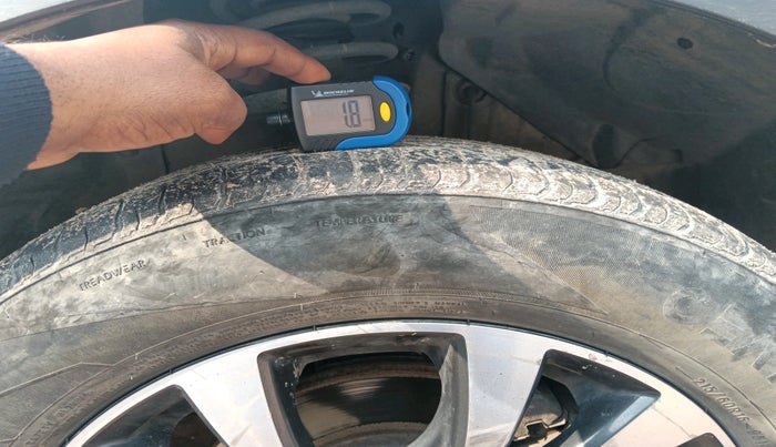 2018 Maruti S Cross ZETA 1.3, Diesel, Manual, 1,88,649 km, tyre