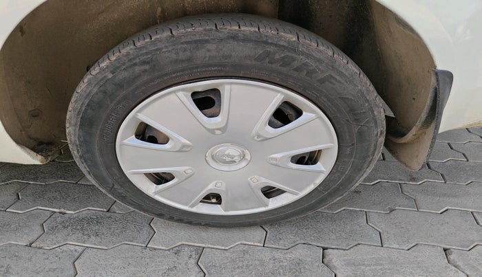 2012 Ford Classic LXI 1.4 DIESEL, Diesel, Manual, 2,27,302 km, tyre