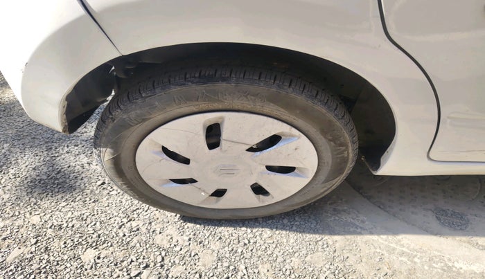2014 Maruti Celerio VXI, Petrol, Manual, 1,02,465 km, tyre