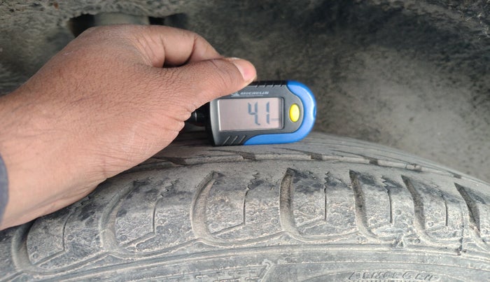 2018 Maruti Vitara Brezza VDI AMT, Diesel, Automatic, 89,485 km, tyre