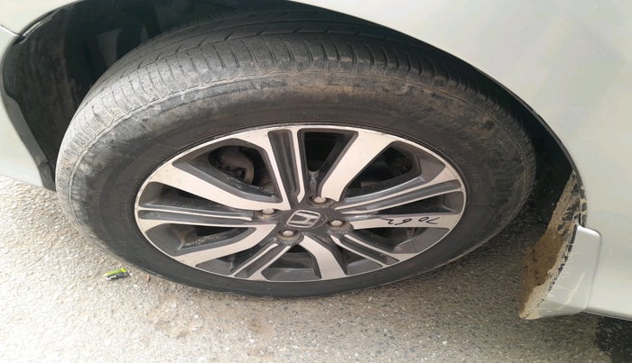 2017 Honda City 1.5L I-VTEC V MT, Petrol, Manual, 57,884 km, tyre