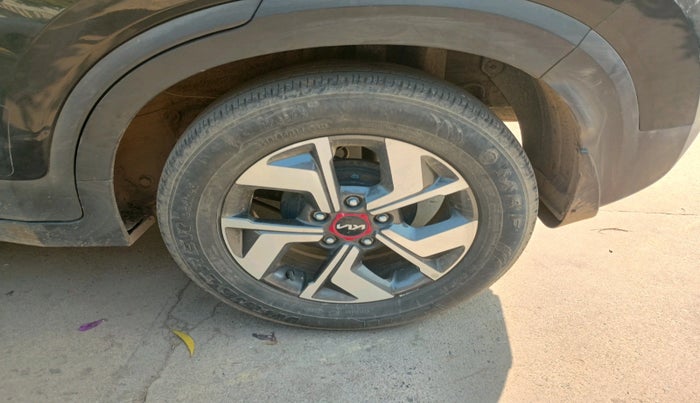 2022 KIA SONET GTX PLUS 1.5 AT, Diesel, Automatic, 36,441 km, tyre