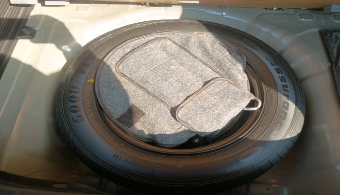 2022 KIA SONET GTX PLUS 1.5 AT, Diesel, Automatic, 36,441 km, tyre