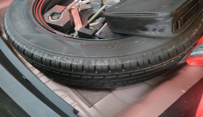 2021 MG ASTOR SAVVY 1.3 TURBO AT S RED, Petrol, Automatic, 52,079 km, tyre