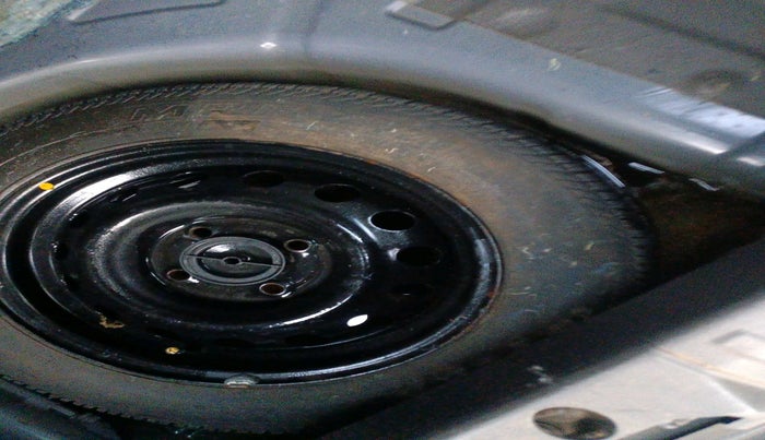 2016 Ford New Figo TITANIUM1.5 DIESEL, Diesel, Manual, 70,414 km, tyre