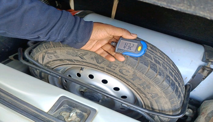 2019 Maruti New Wagon-R LXI CNG 1.0, Petrol, Manual, 1,18,243 km, tyre