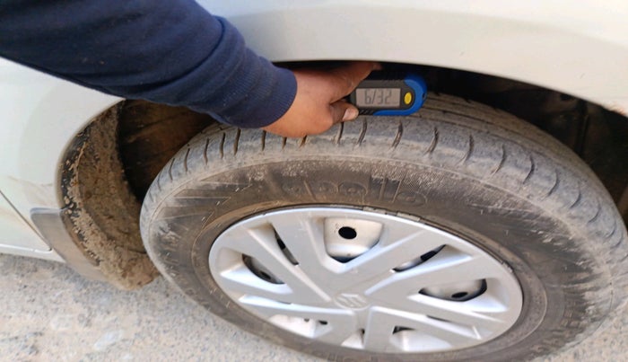 2019 Maruti New Wagon-R LXI CNG 1.0, Petrol, Manual, 1,18,243 km, tyre