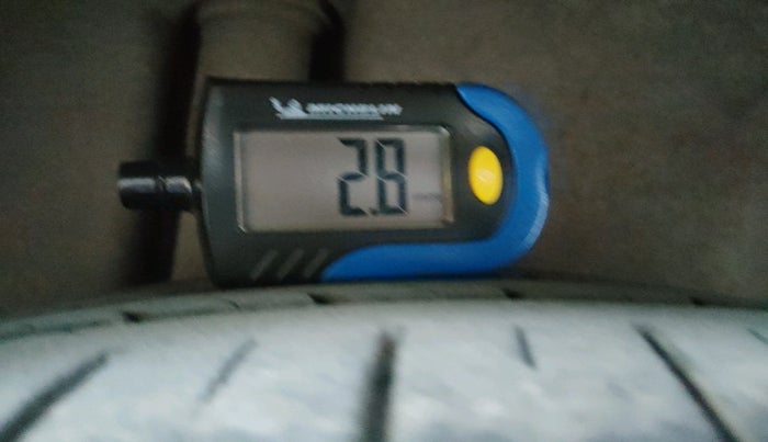 2017 Maruti Ciaz ZDI+ SHVS, Diesel, Manual, 1,64,172 km, tyre