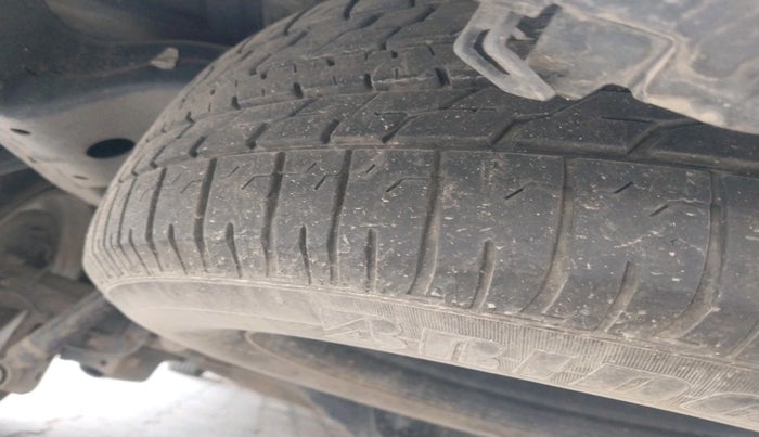 2021 Toyota Innova Crysta 2.4 GX AT 7 STR, Diesel, Automatic, 61,249 km, tyre