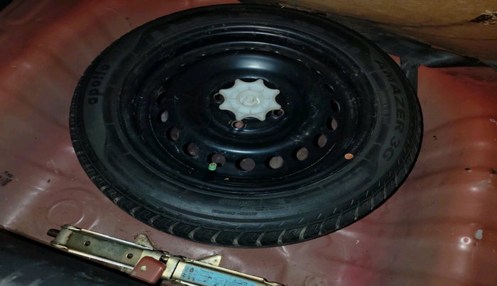 2017 Hyundai Grand i10 SPORTZ (O) AT 1.2 KAPPA VTVT, Petrol, Automatic, 74,177 km, tyre