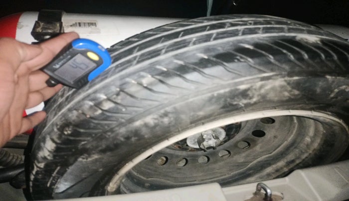 2016 Maruti Celerio VXI, Petrol, Manual, 1,60,956 km, tyre