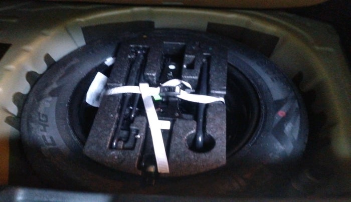 2022 Volkswagen TAIGUN COMFORTLINE 1.0 TSI MT, Petrol, Manual, 25,930 km, tyre