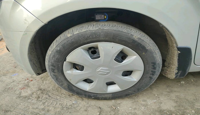 2023 Maruti New Wagon-R VXI CNG 1.0, Petrol, Manual, 33,635 km, tyre