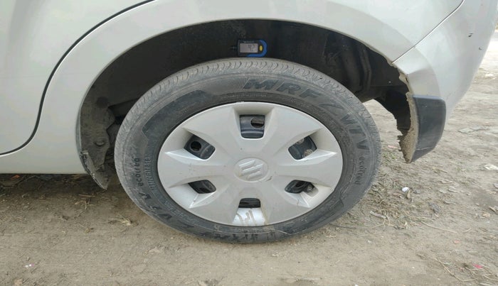 2023 Maruti New Wagon-R VXI CNG 1.0, Petrol, Manual, 33,635 km, tyre