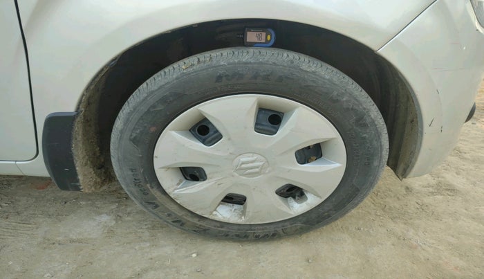 2023 Maruti New Wagon-R VXI CNG 1.0, Petrol, Manual, 33,635 km, tyre