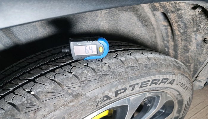 2024 Maruti Grand Vitara DELTA SMART HYBRID, Petrol, Manual, 17,173 km, tyre