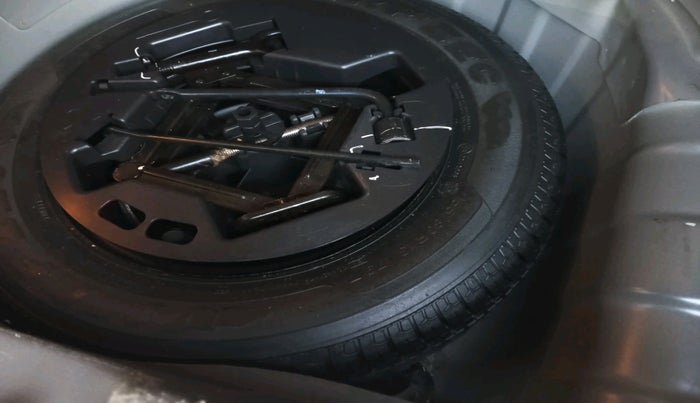 2012 Hyundai i10 SPORTZ 1.2 AT, Petrol, Automatic, 22,064 km, tyre