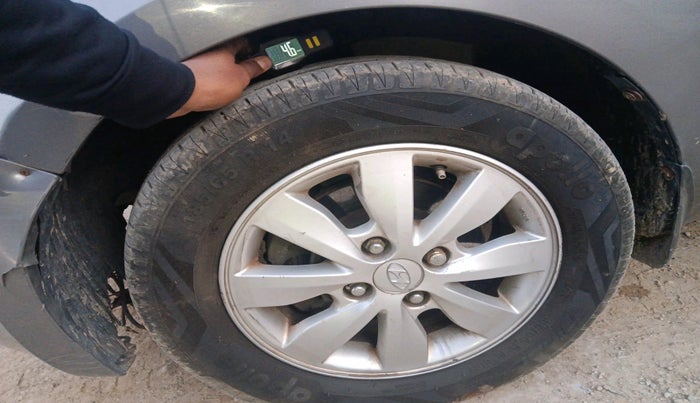 2012 Hyundai i20 SPORTZ 1.2, Petrol, Manual, 1,20,799 km, tyre