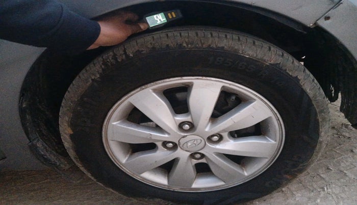 2012 Hyundai i20 SPORTZ 1.2, Petrol, Manual, 1,20,799 km, tyre