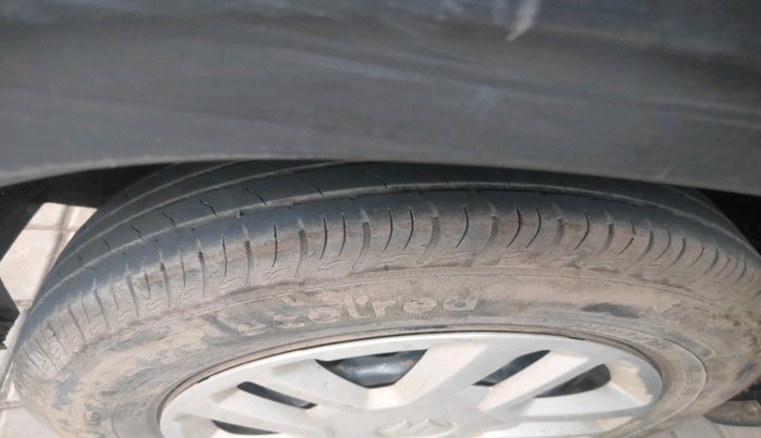 2018 Maruti Vitara Brezza VDI, Diesel, Manual, 1,77,723 km, tyre