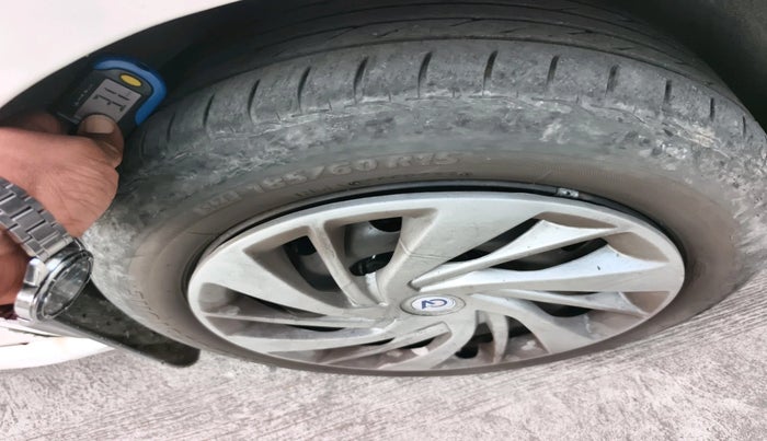 2017 Volkswagen Ameo TRENDLINE 1.5L, Diesel, Manual, 76,883 km, tyre