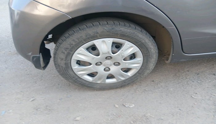 2014 Honda Brio S MT, Petrol, Manual, 36,350 km, tyre