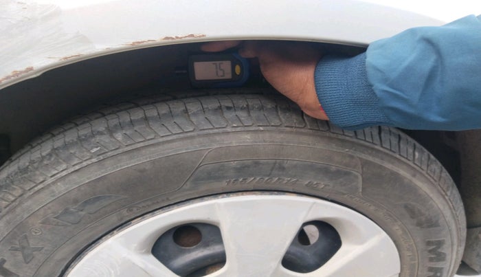 2010 Maruti Ritz VXI, Petrol, Manual, 50,112 km, tyre